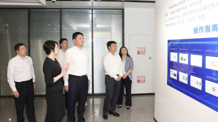 姜冬冬专题调研新兴领域党建工作